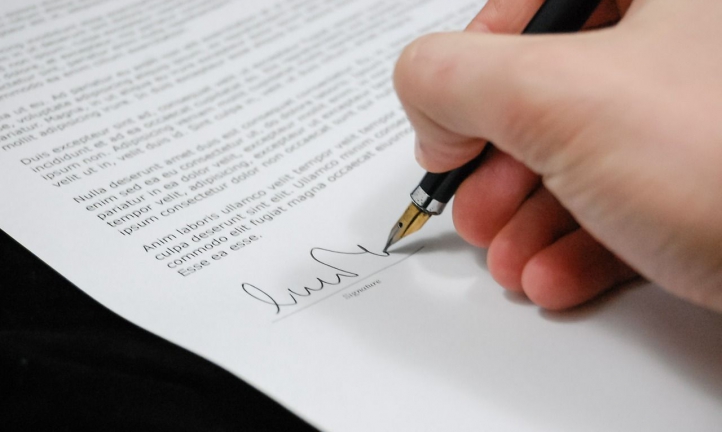 Signing liability waiver legal contract