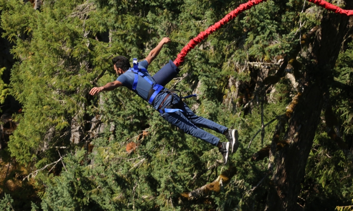 bungee jump