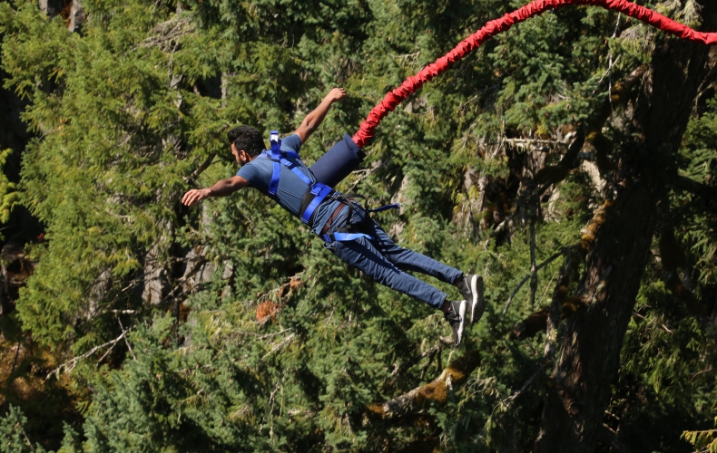 bungee jump